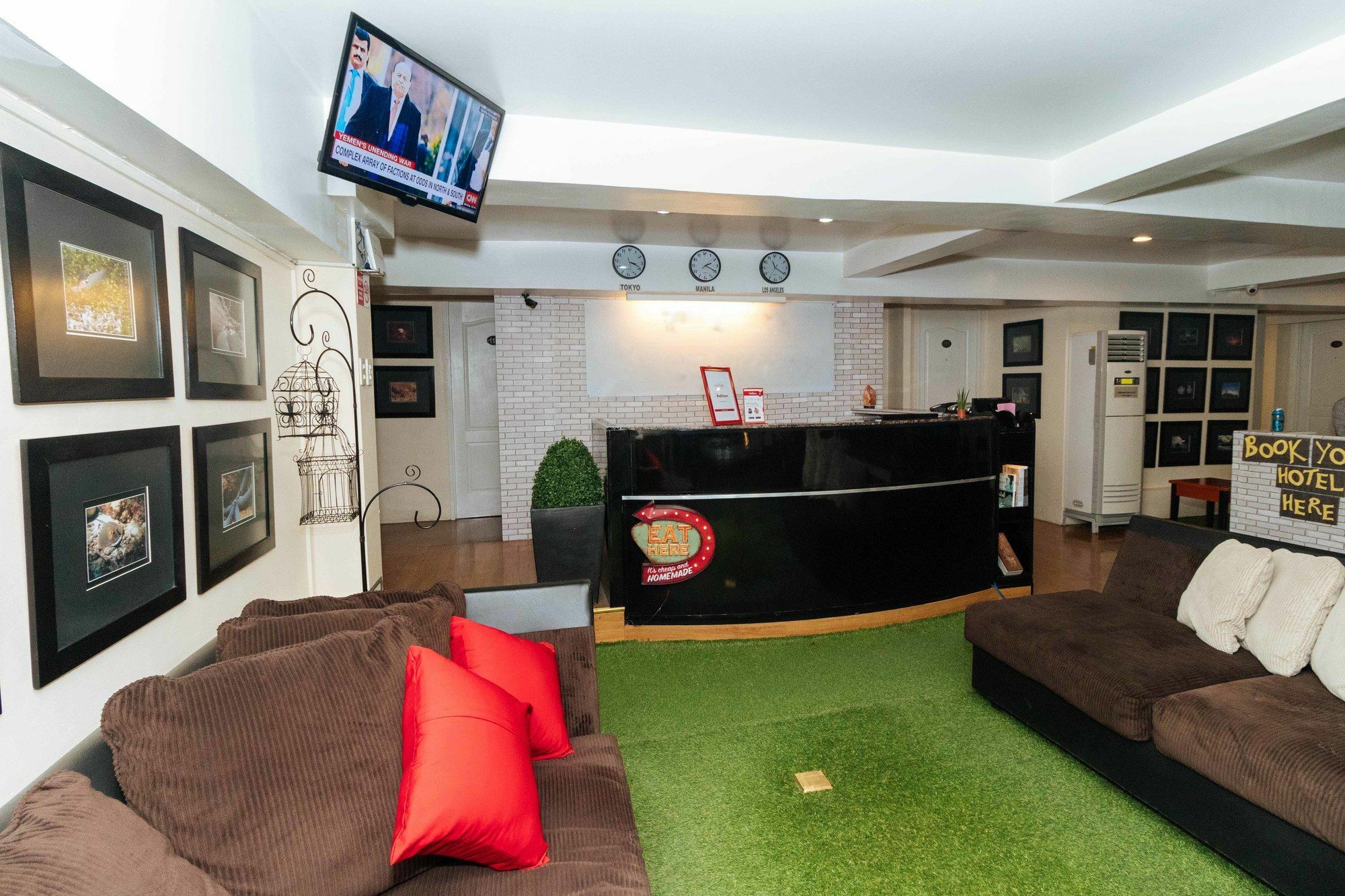 Reddoorz @ Amorsolo Makati Makati City Екстер'єр фото